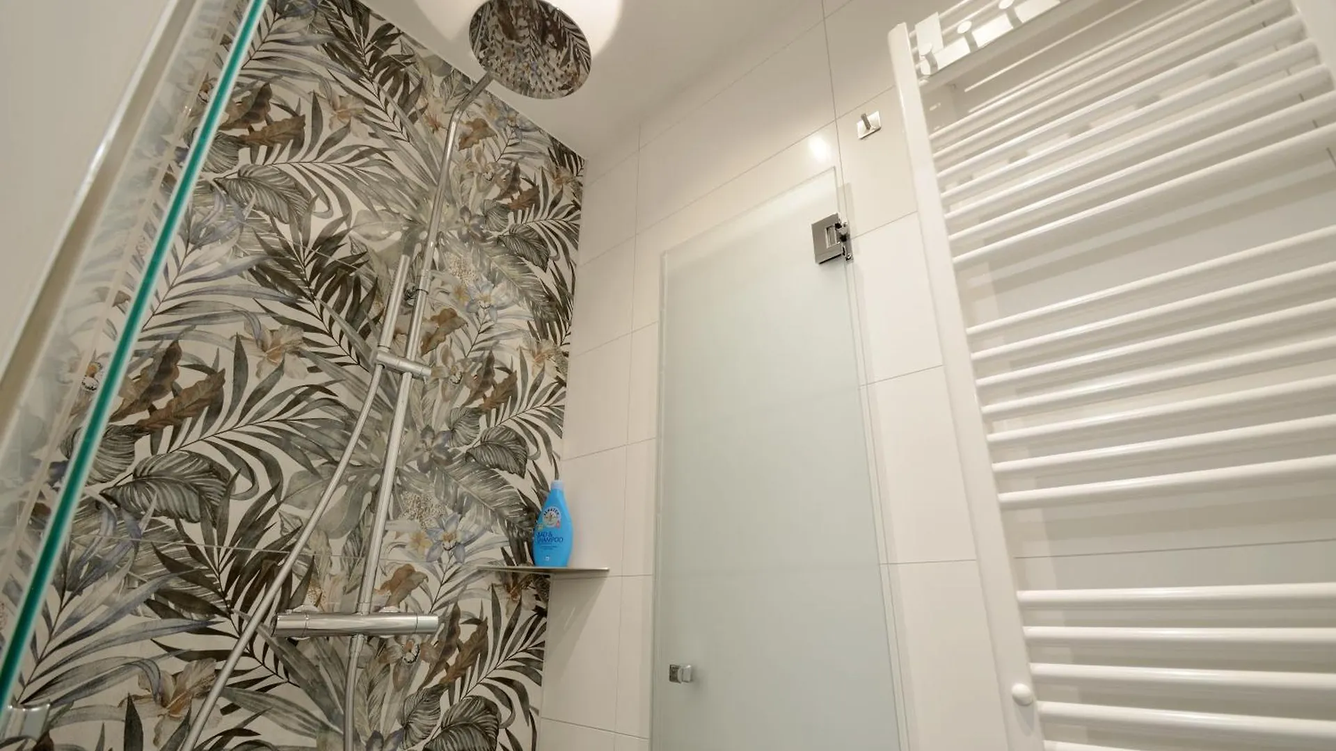 City-Jungle Artcommodation München Lägenhet