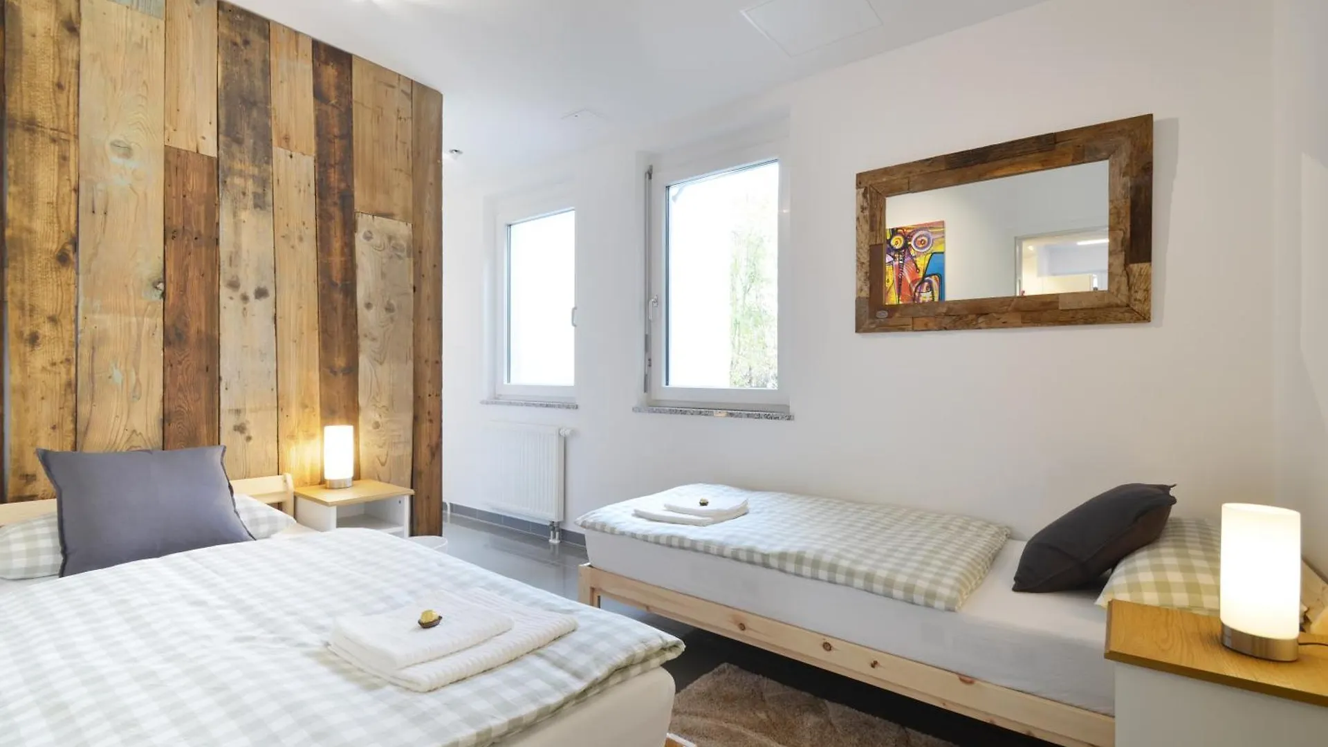 City-Jungle Artcommodation München 0*,  Tyskland